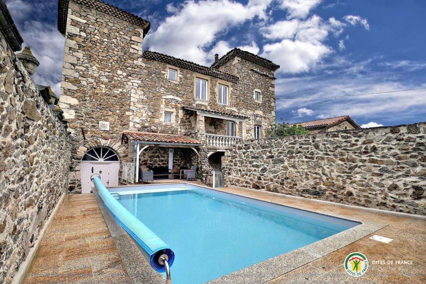 Gite Du Chateau Eclassan المظهر الخارجي الصورة